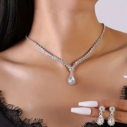 Women's Luxury Teardrop Shape Zircon Pendant Necklace & Earring Fine Jewelry Set